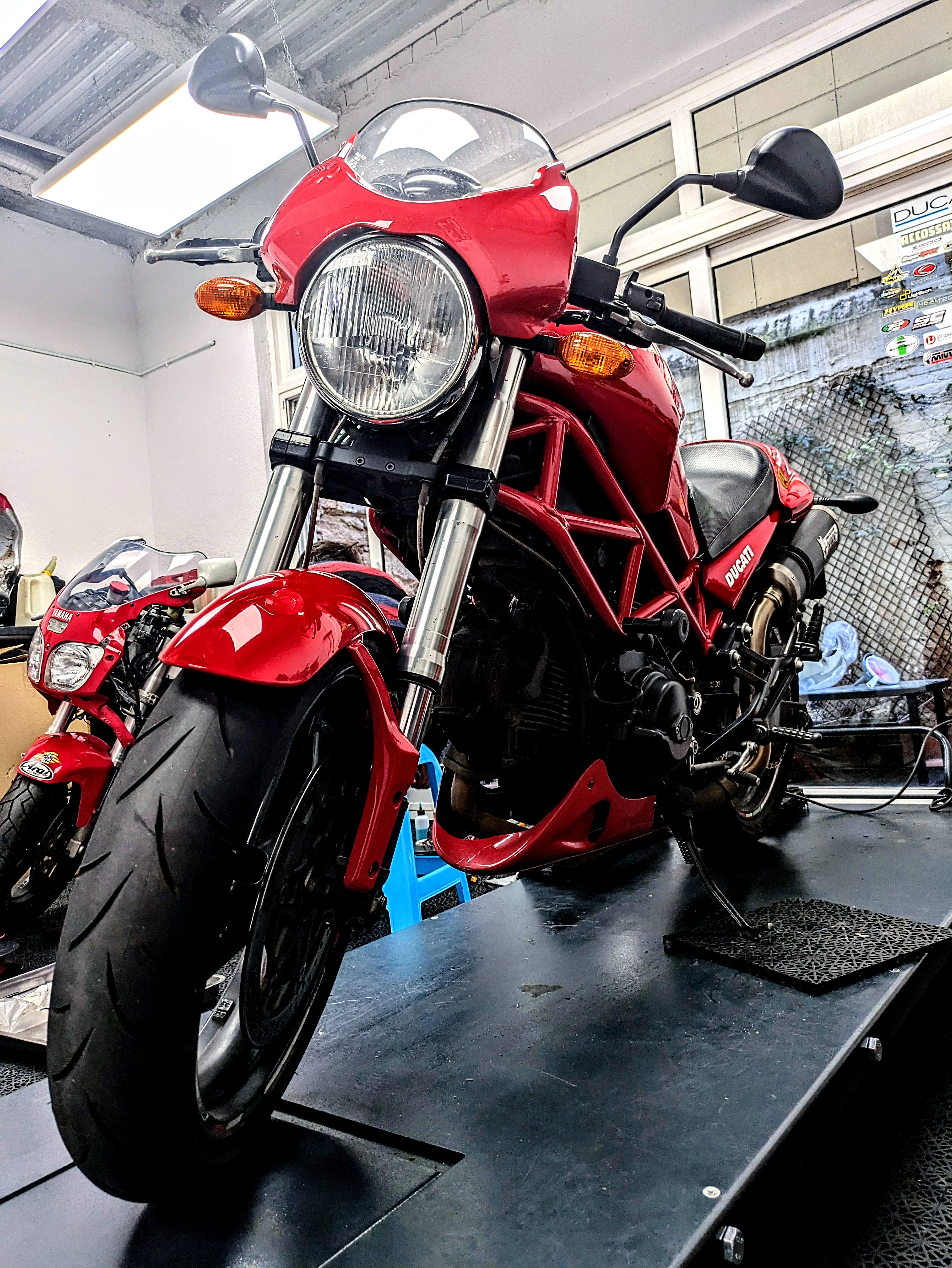 Ducati Monster - Personalización